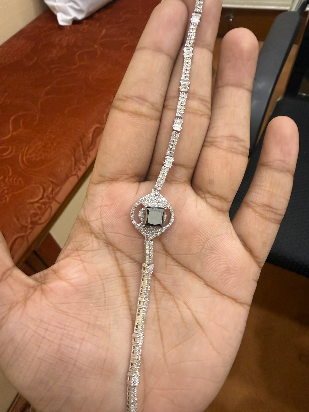 Black & White Diamond Tennis Bracelet – I1490